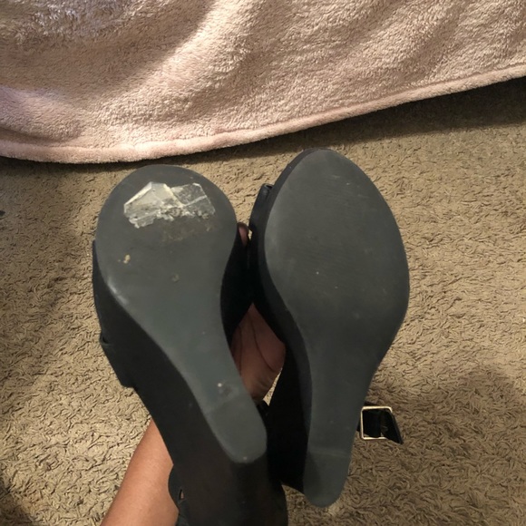 Black Steve Madden Xenon Wedges - Picture 5 of 7